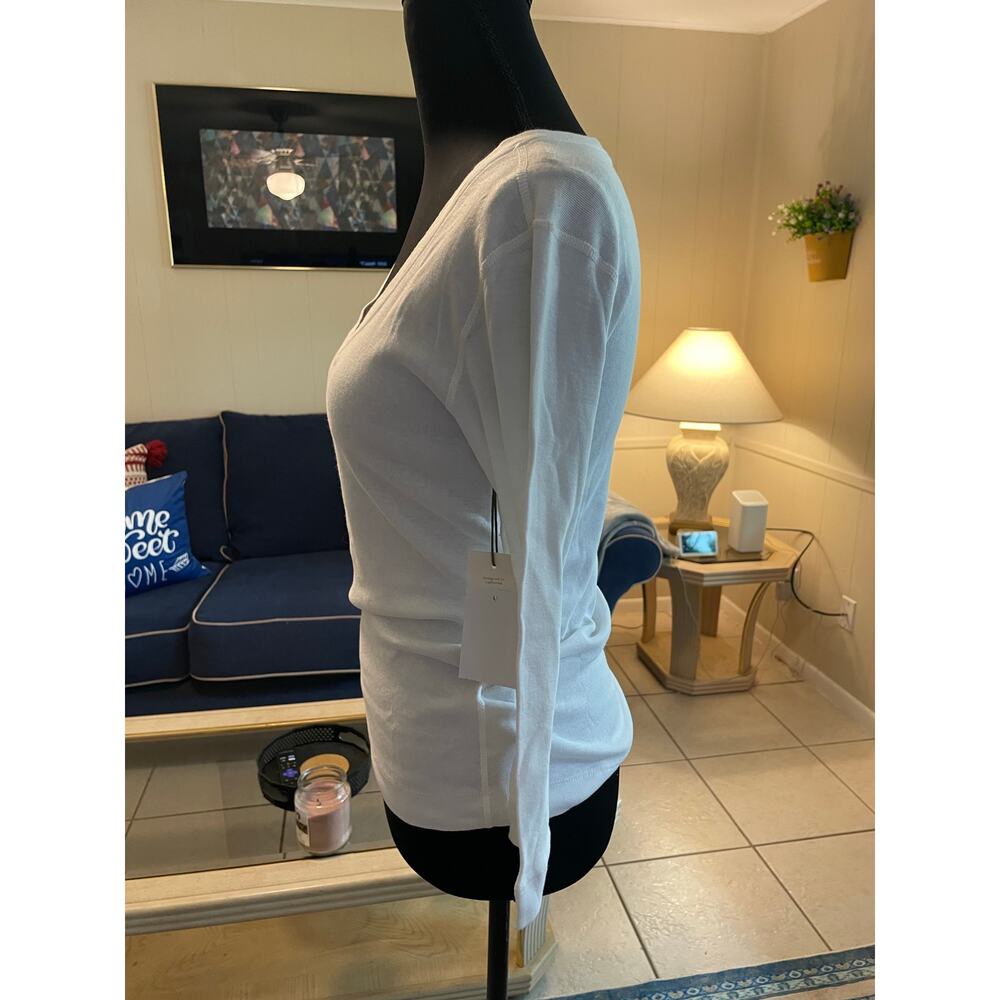 Women’s/Juniors Long Sleeve V Neck 3 Dots Top Size Small - Picture 3 of 8